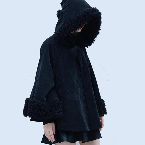 HANDMADE BLACK WINTER CAPE CLOAK PONCHO NWOT - Picture 3 of 6